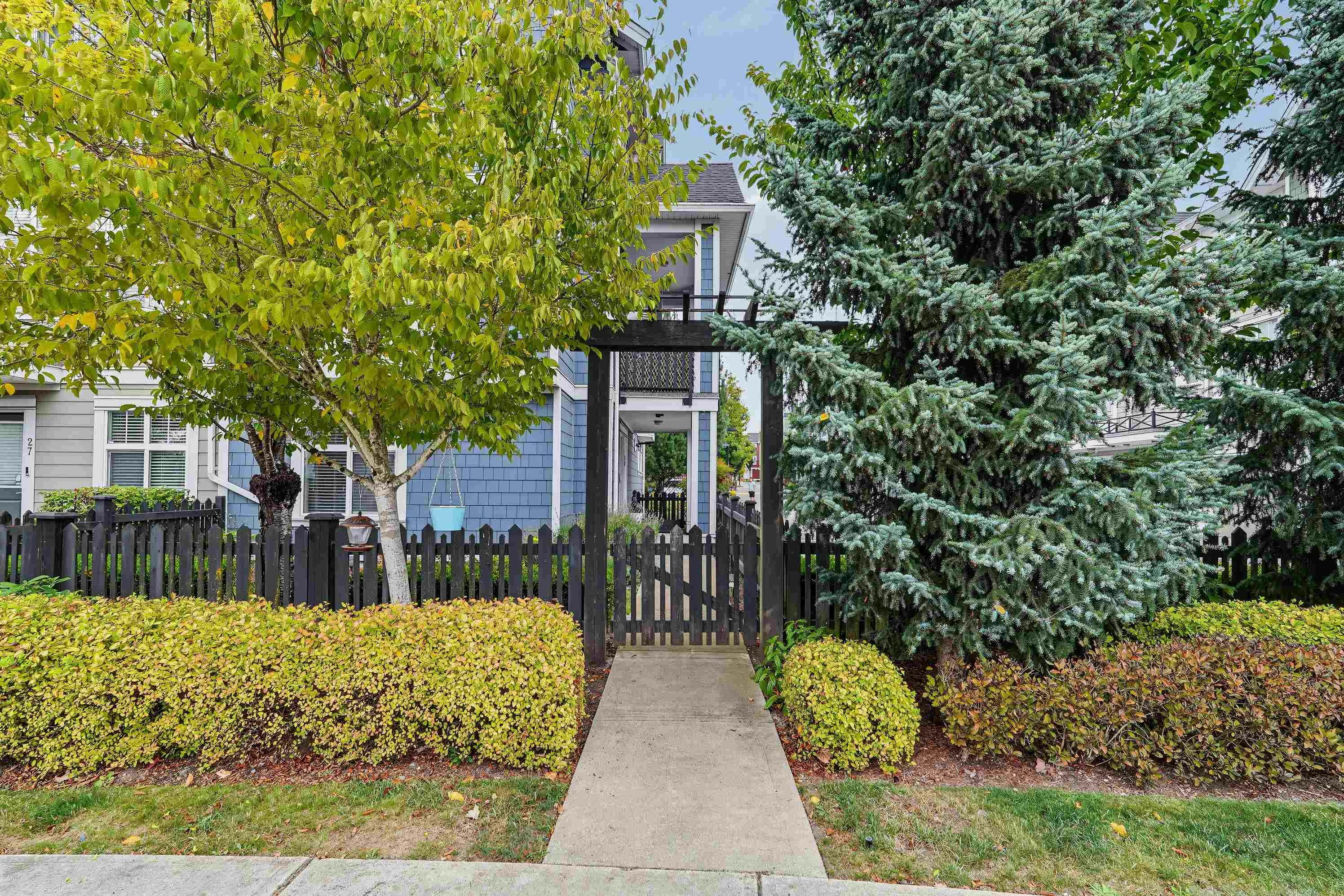 28-20852 77a Avenue - 5