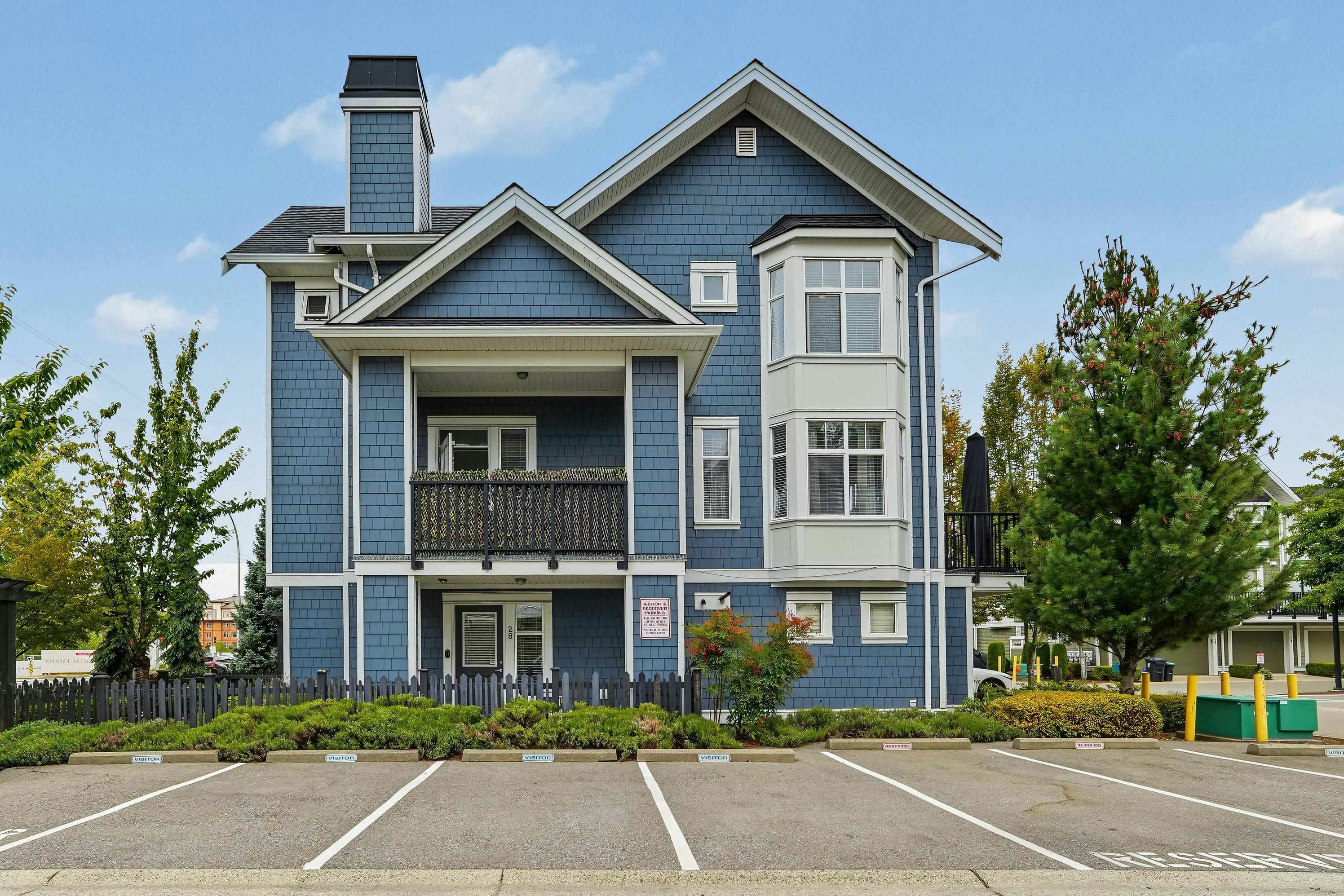 28-20852 77a Avenue - 2