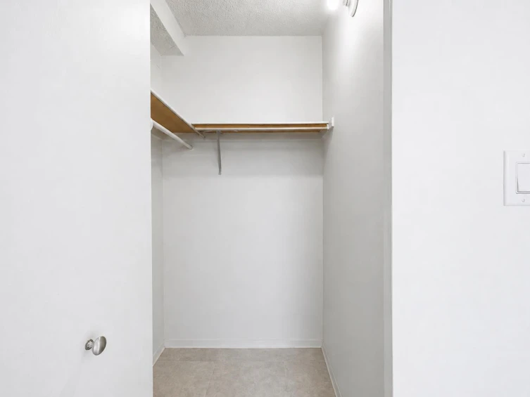 1602-9541 Erickson Drive, Burnaby, BC, V3J 7N8 - 8