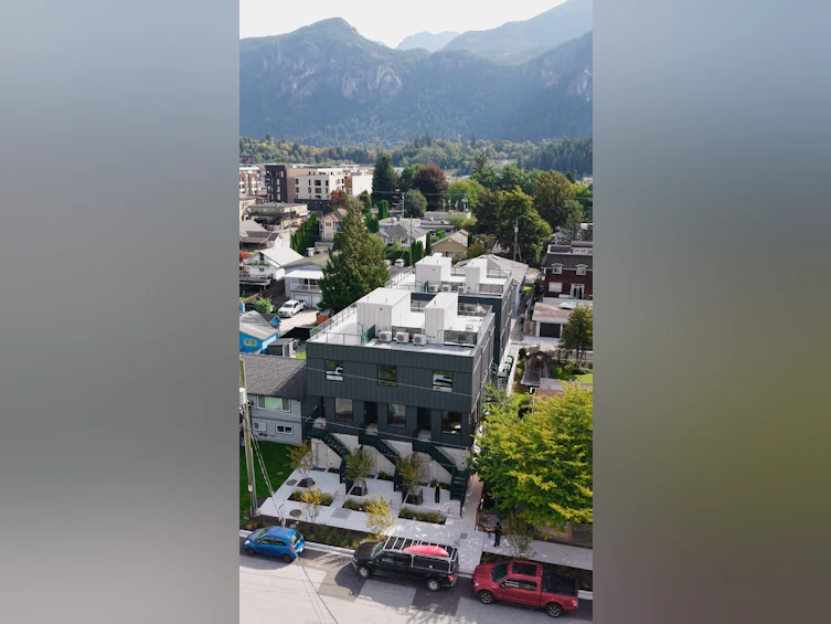 2-37940 Fourth Avenue, Squamish, BC, V8B 0P7 - 35