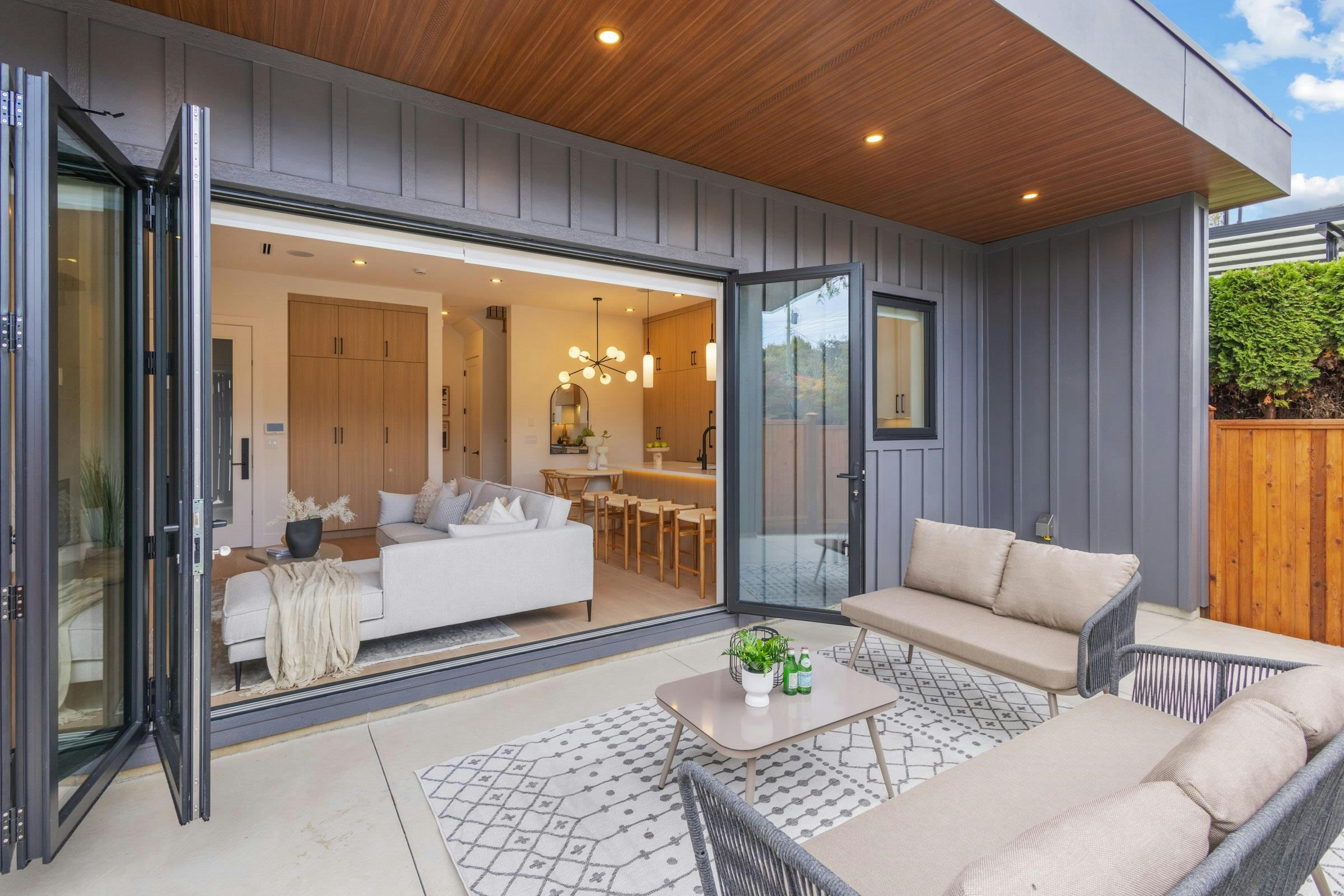 2-3873 W 22nd Avenue, Vancouver, BC, V6S 1J8