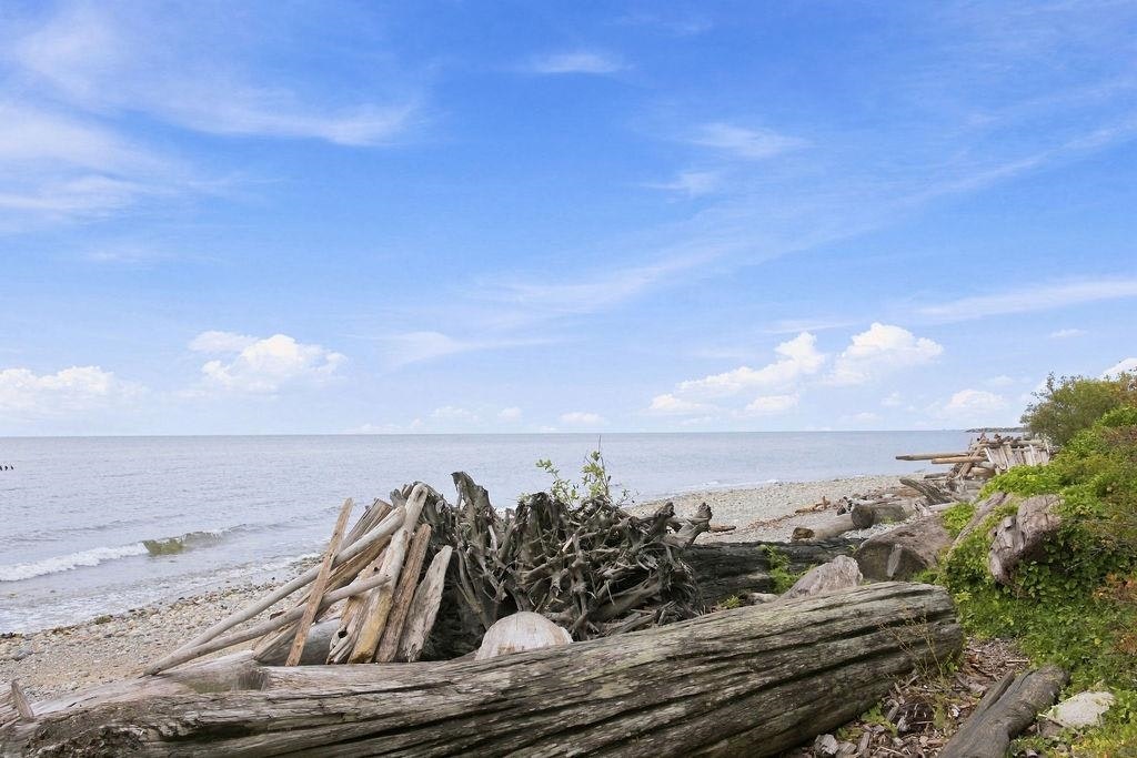 2825 Lower Road, Roberts Creek, BC, V0N 2W2 - 26