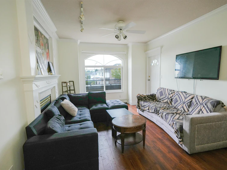 13347 89 Avenue, Surrey, BC, V3V 1A6 - 2