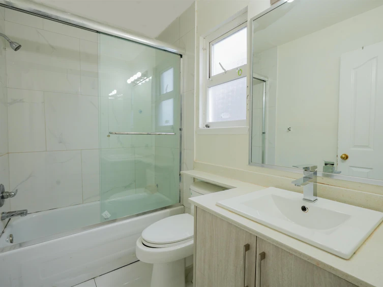 13347 89 Avenue, Surrey, BC, V3V 1A6 - 24