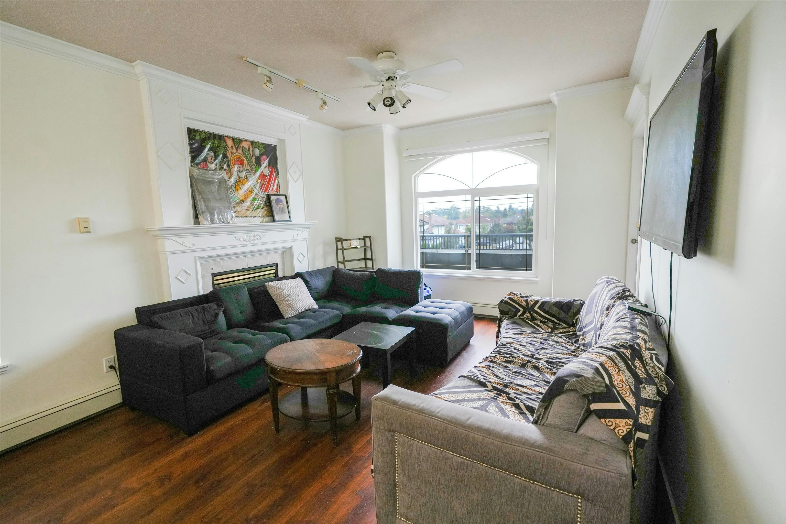 13347 89 Avenue - 3