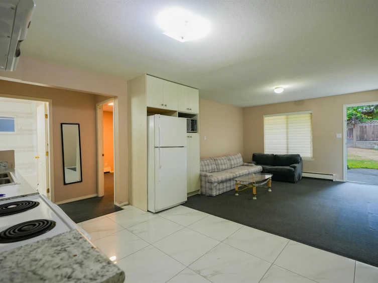 13347 89 Avenue, Surrey, BC, V3V 1A6 - 13