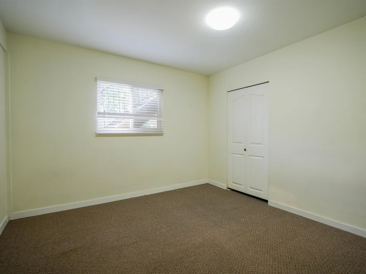 13347 89 Avenue, Surrey, BC, V3V 1A6 - 11