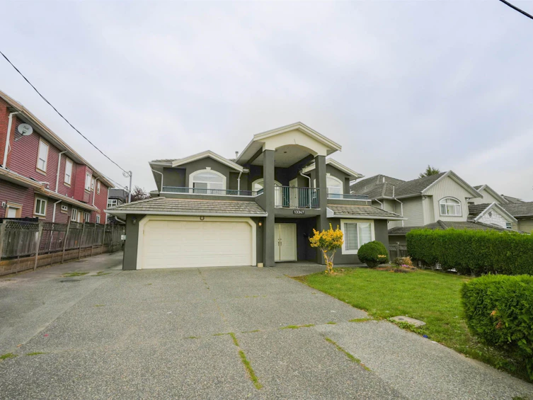 13347 89 Avenue, Surrey, BC, V3V 1A6