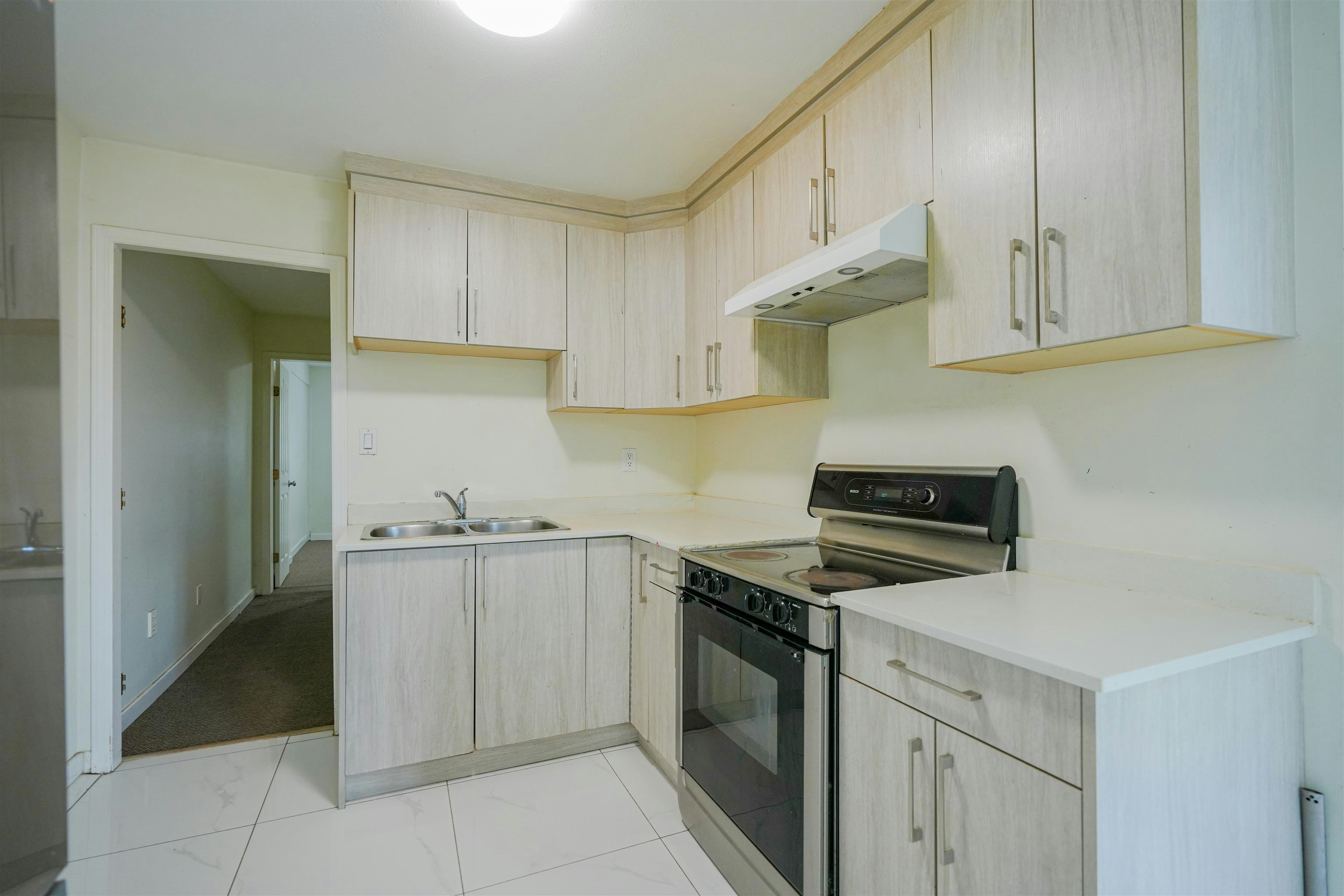 13347 89 Avenue, Surrey, BC, V3V 1A6 - 25