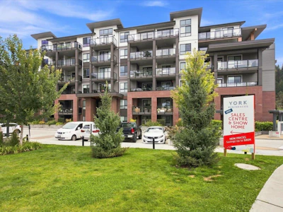 410-45511 Campus Drive - 2