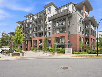 410-45511 Campus Drive - 3