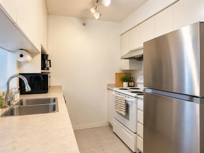 205-3455 Ascot Place - 3