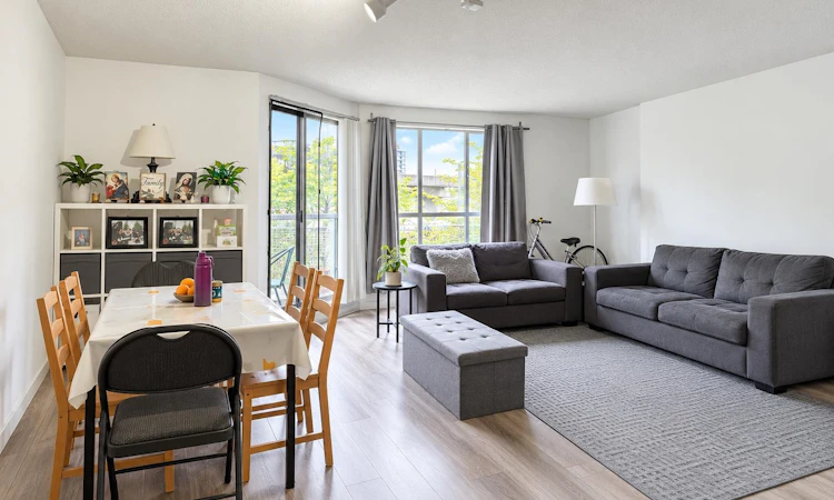 205-3455 Ascot Place