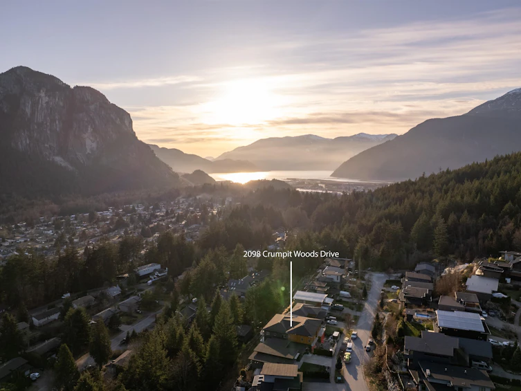 2-2098 Crumpit Woods Drive, Squamish, BC, V8B 0T6 - 38