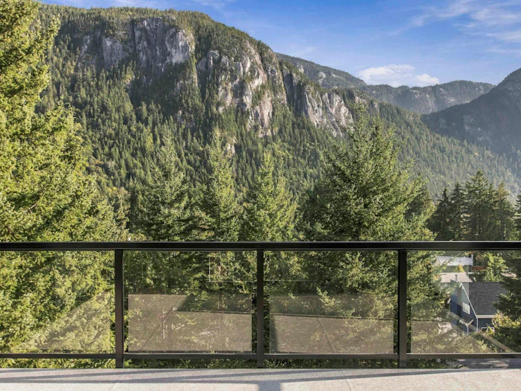 2-2098 Crumpit Woods Drive, Squamish, BC, V8B 0T6 - 4