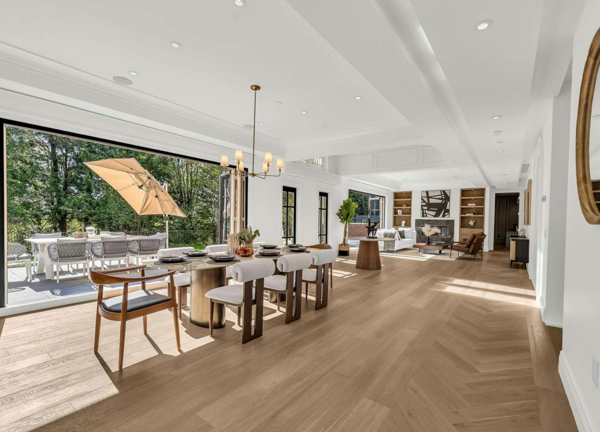 2050 SW Marine Drive, Vancouver, BC, V6P 6B5 - 5