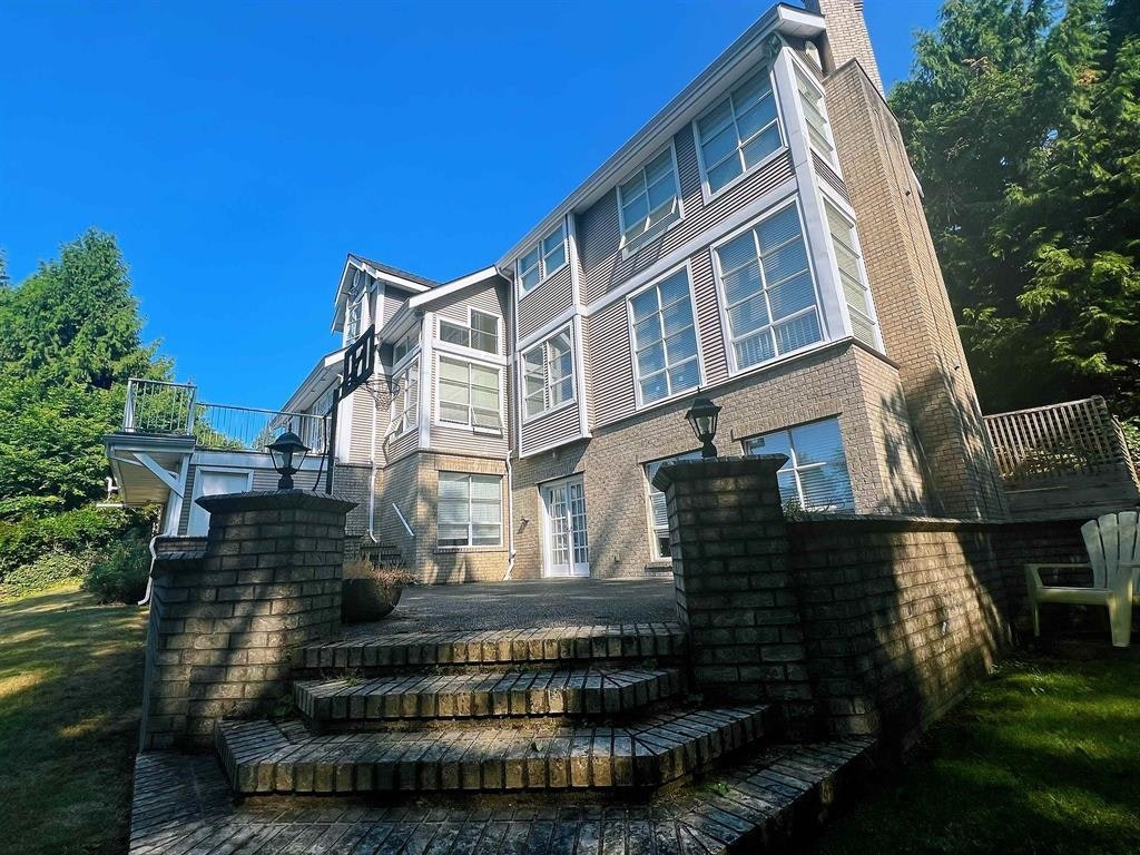 1810 St. Denis Road, West Vancouver, BC, V7V 3W5 - 2