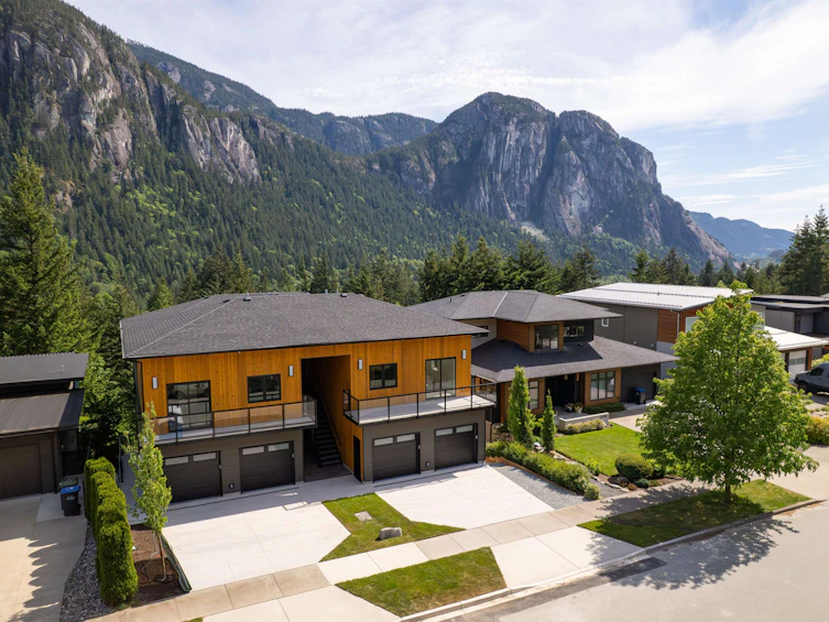 2-2096 Crumpit Woods Drive, Squamish, BC, V8B 0T6 - 35