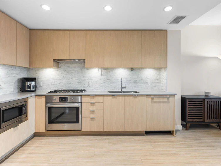 518-9213 Odlin Road, Richmond, BC, V6X 0V5 - 4