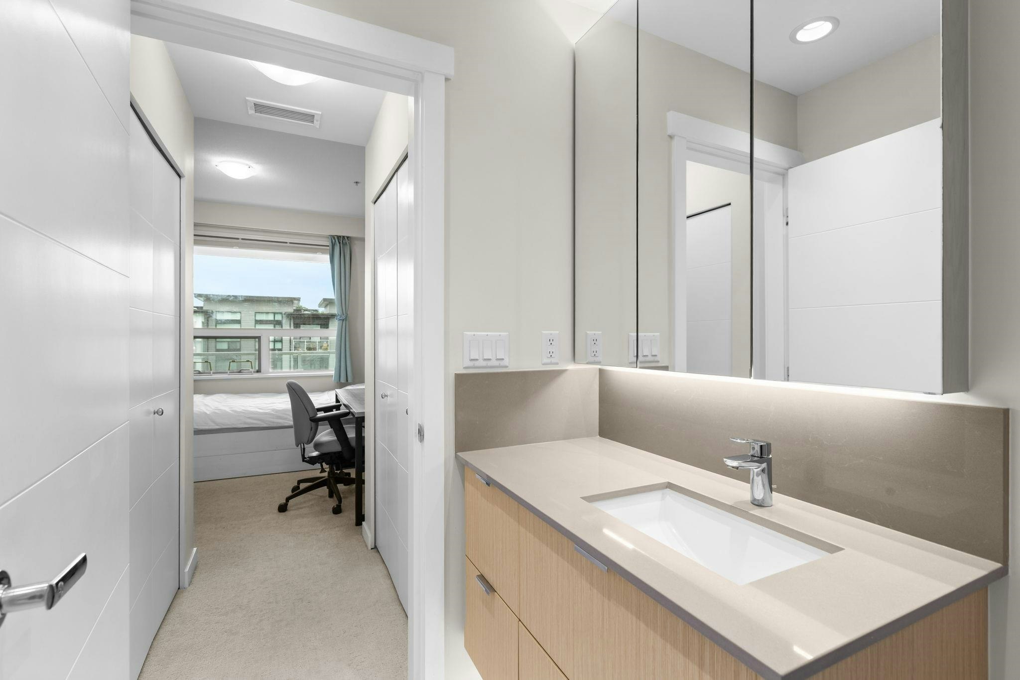 518-9213 Odlin Road, Richmond, BC, V6X 0V5 - 12