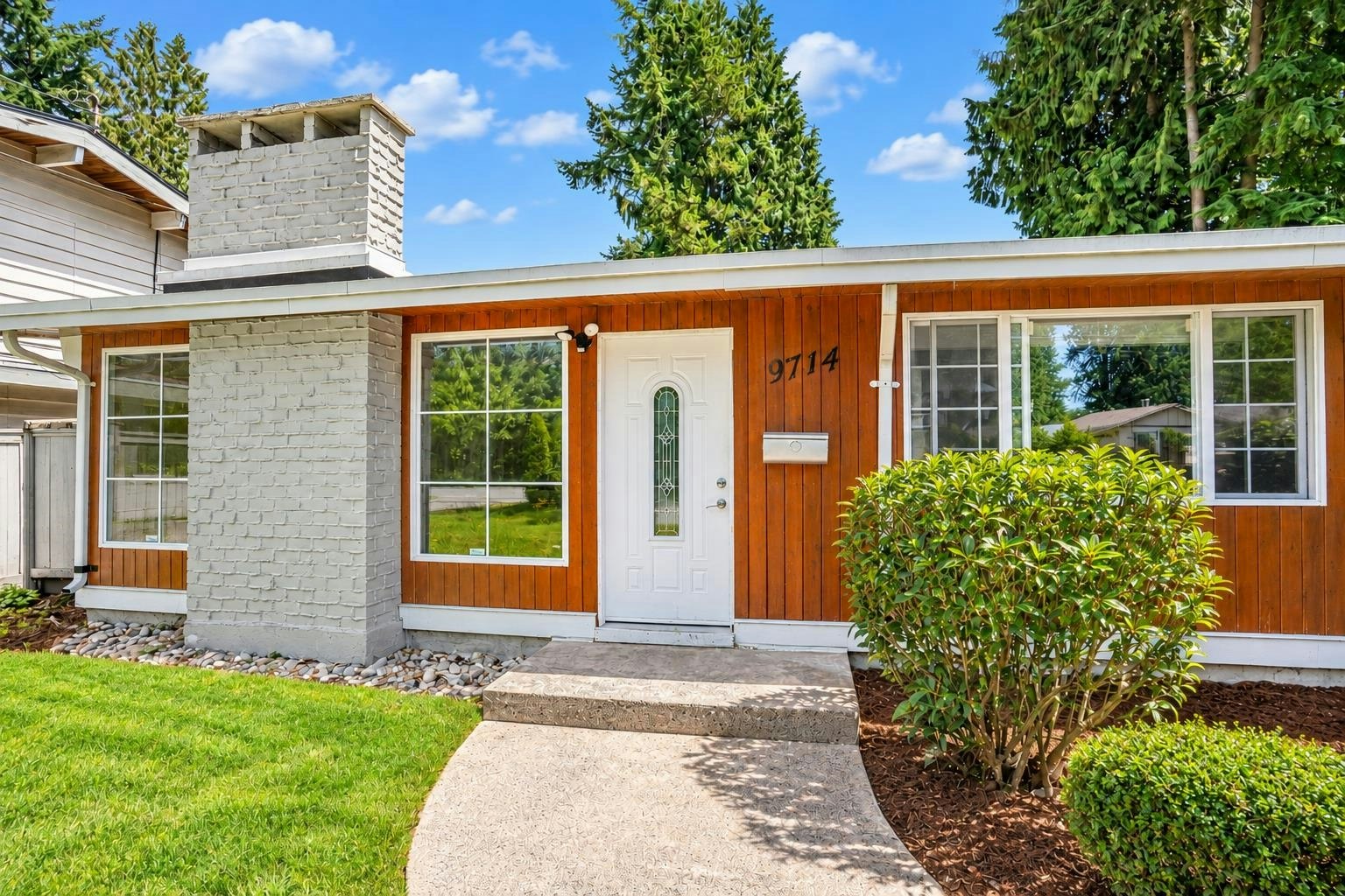 9714 131 Street, Surrey, BC, V3T 3P3 - 2