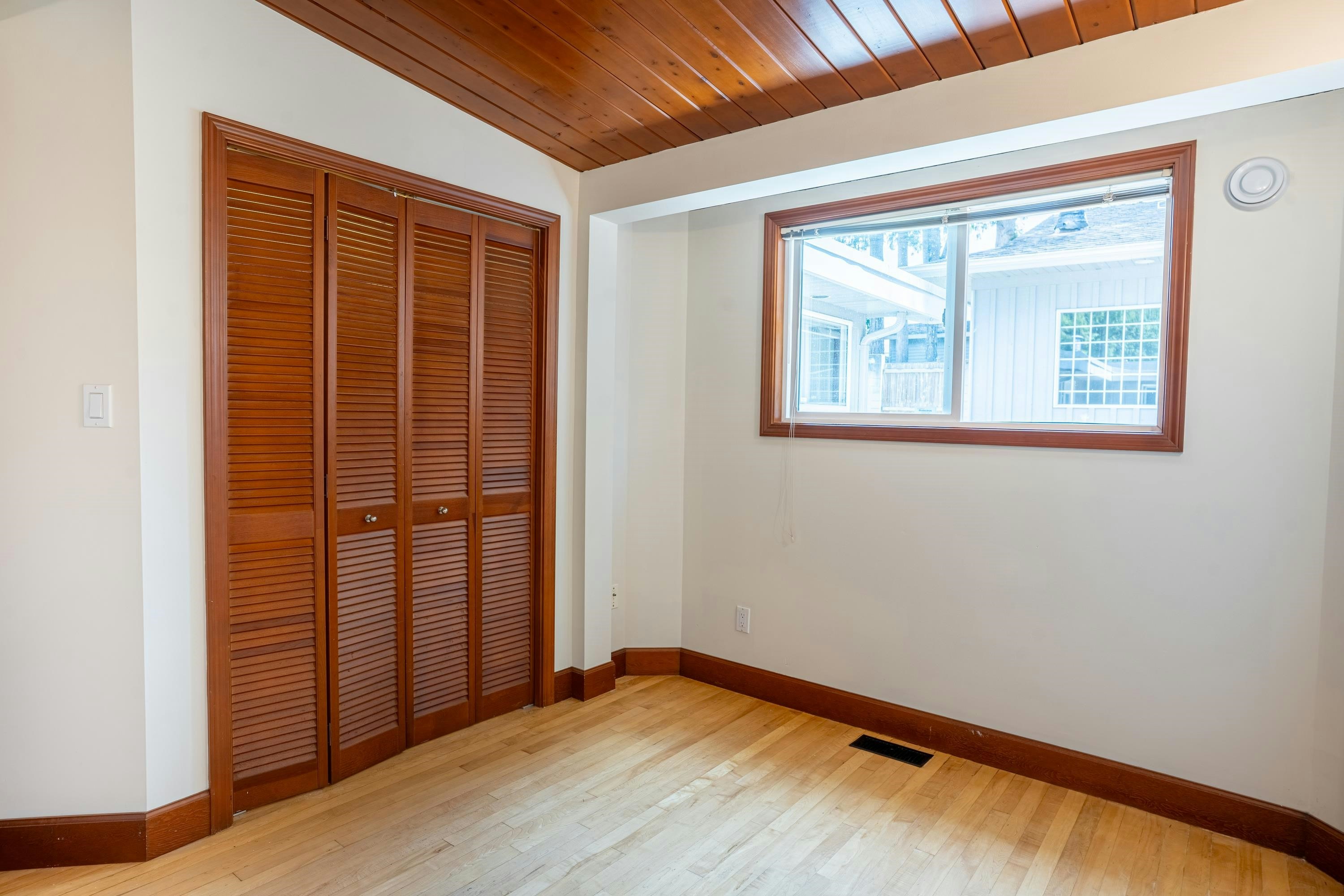 9714 131 Street, Surrey, BC, V3T 3P3 - 9