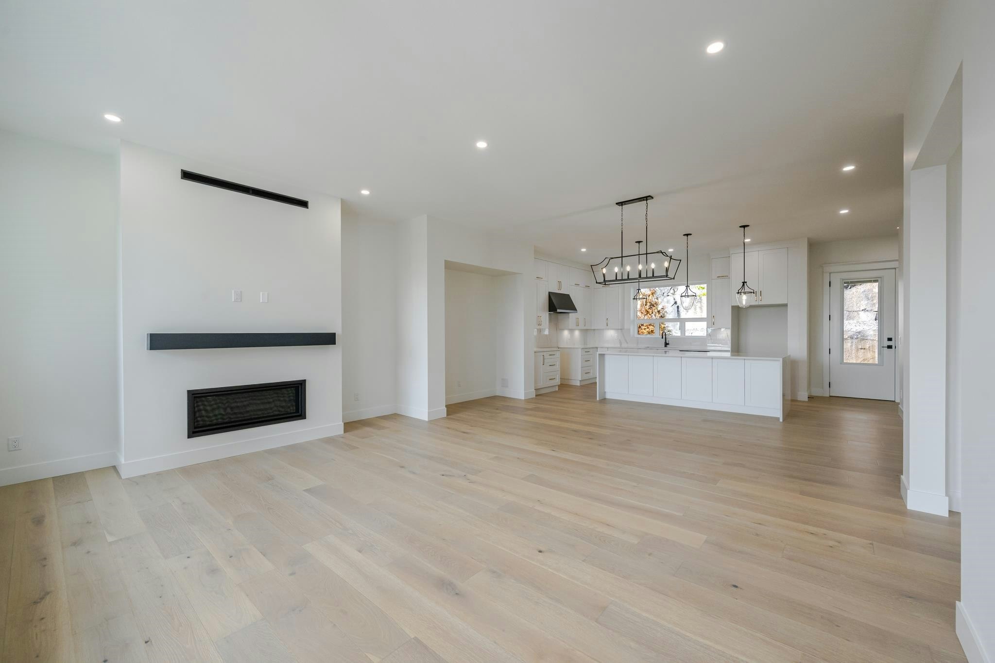 3595 Mee Place, Coquitlam, BC, V3E 0P2 - 11