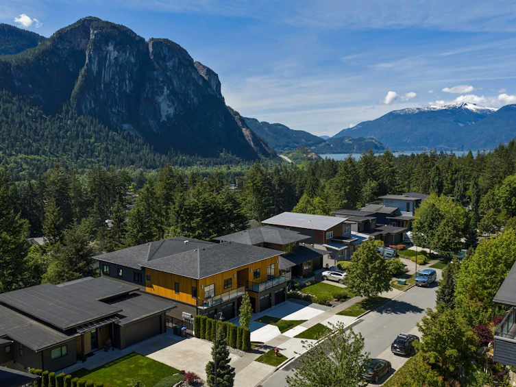 1-2098 Crumpit Woods Drive, Squamish, BC, V8B 0T6 - 28