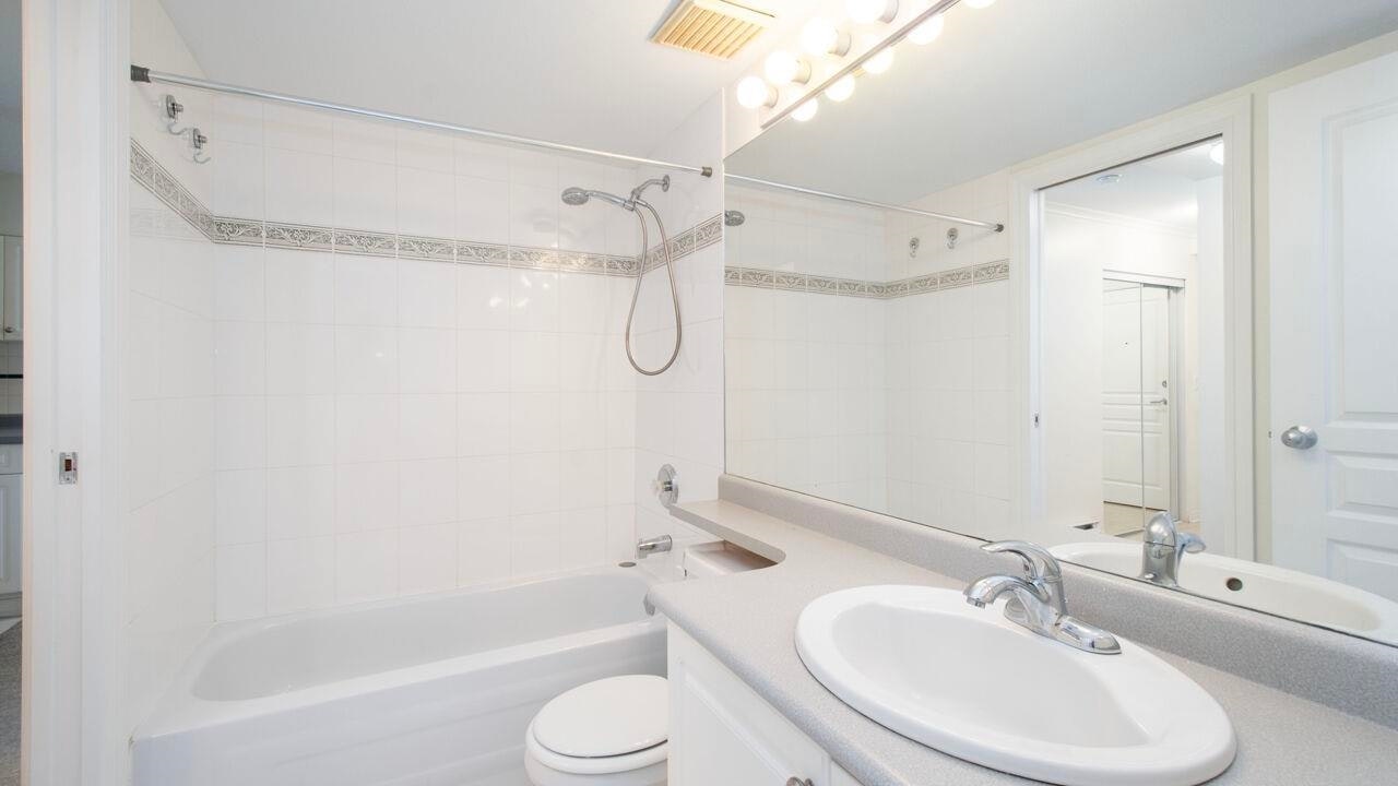 402-4181 Norfolk Street, Burnaby, BC, V5G 1E8 - 8