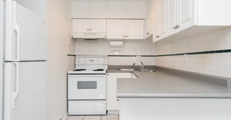 402-4181 Norfolk Street, Burnaby, BC, V5G 1E8 - 5