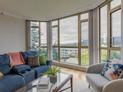 606-160 W Keith Road - 2