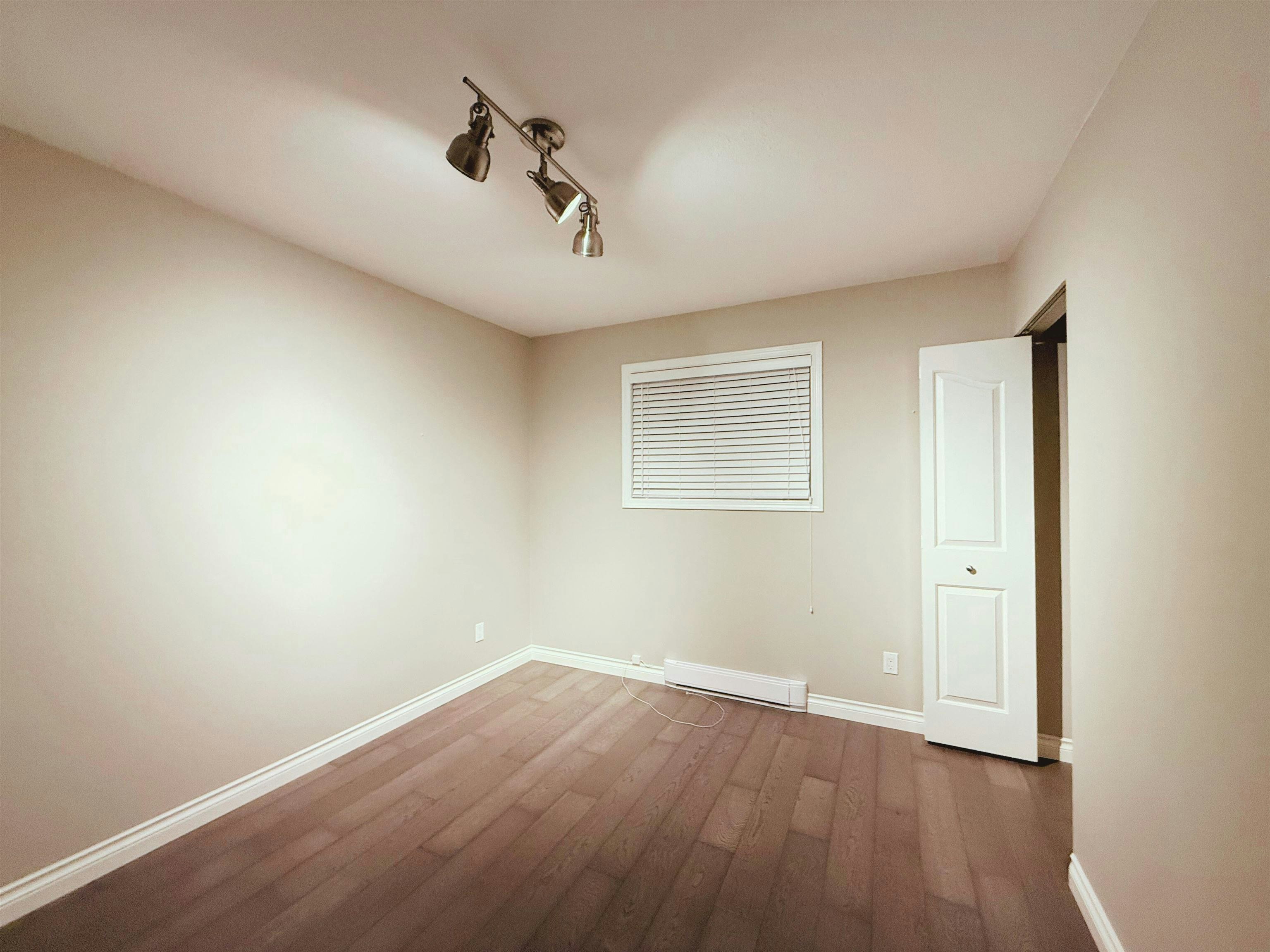 14665 84a Avenue, Surrey, BC, V3S 7V5 - 11