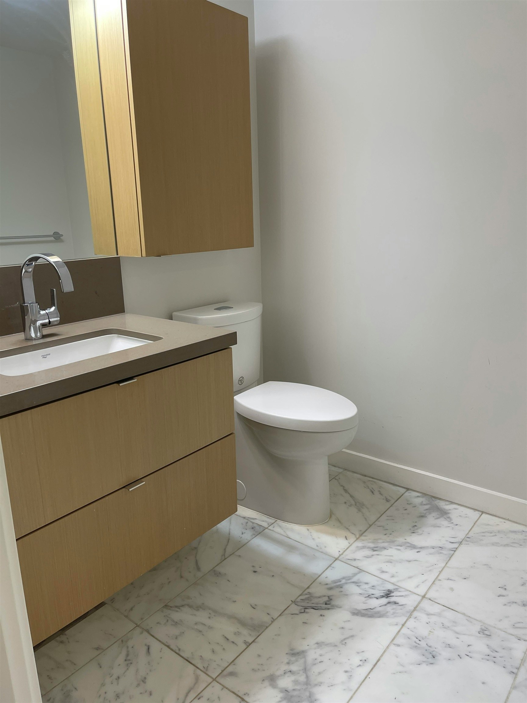 1007-8189 Cambie Street, Vancouver, BC, V6P 0G6 - 8