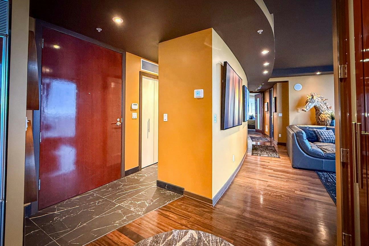 4803-938 Nelson Street, Vancouver, BC, V6Z 3A7 - 2