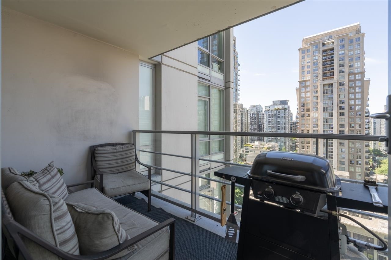 1207-535 Smithe Street, Vancouver, BC, V6B 0H2 - 10