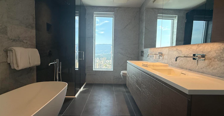 WITHHELD Withheld, Vancouver, BC, V6Z 0G7 - 22