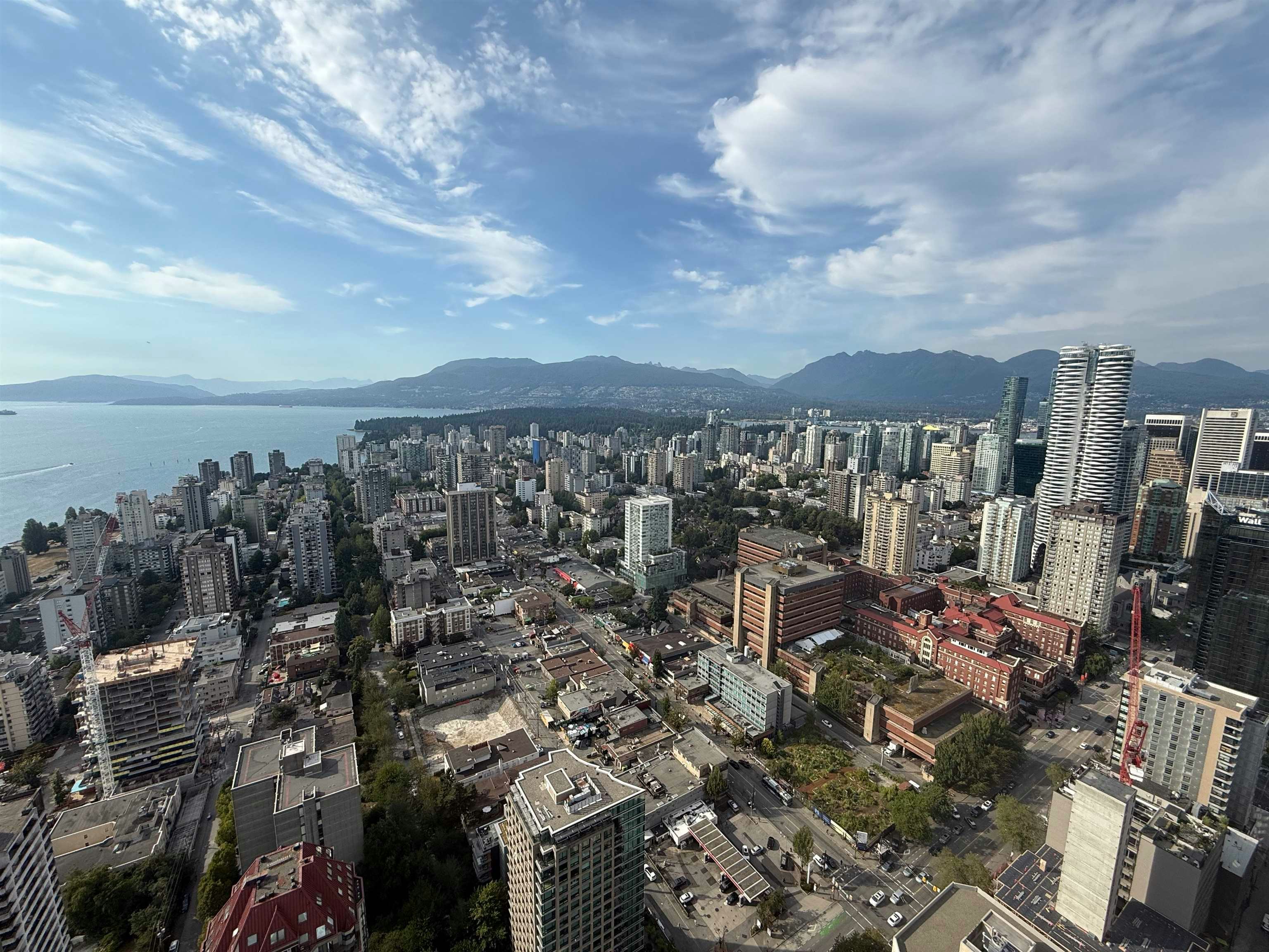 WITHHELD Withheld, Vancouver, BC, V6Z 0G7 - 32