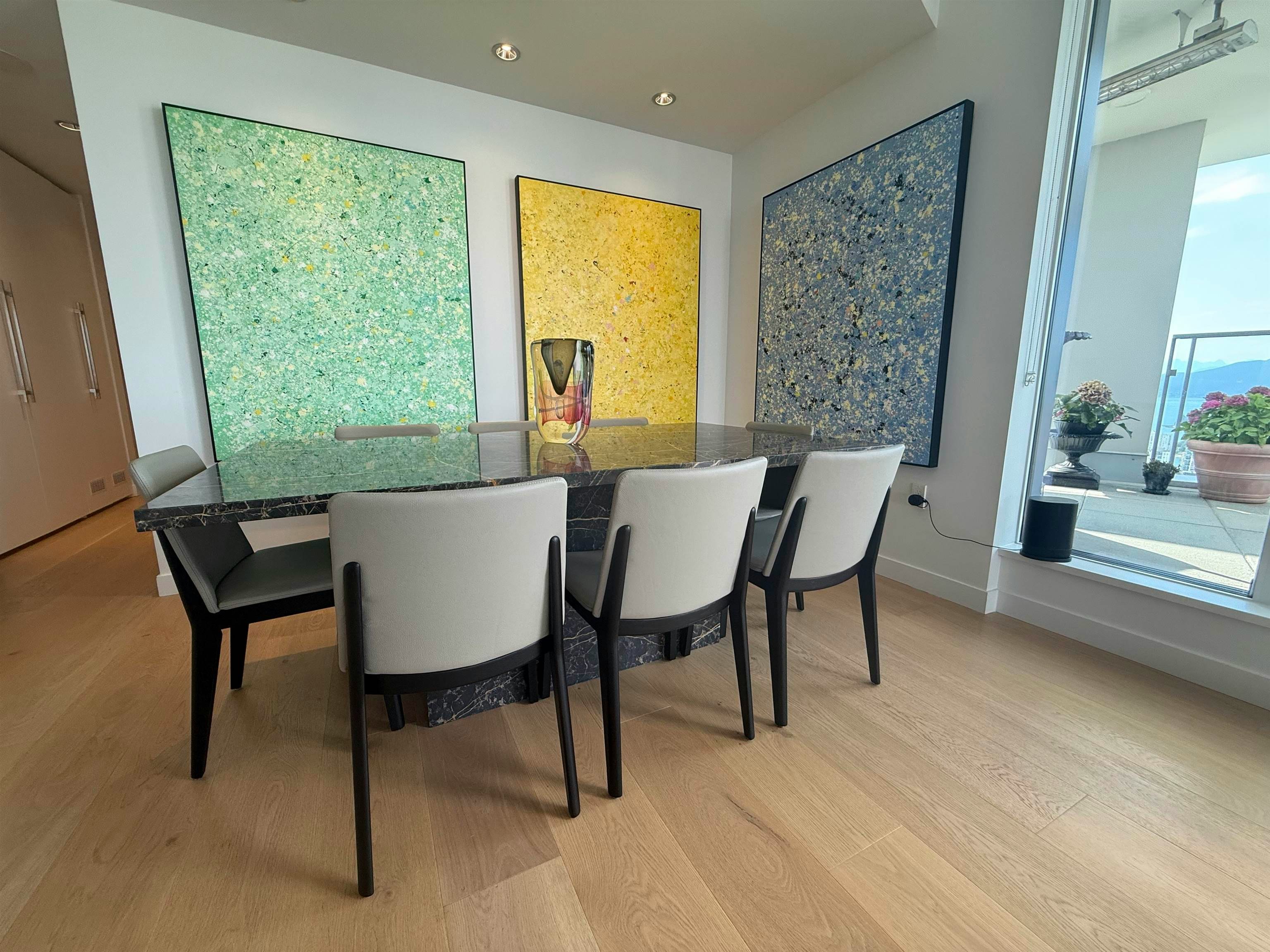 WITHHELD Withheld, Vancouver, BC, V6Z 0G7 - 5