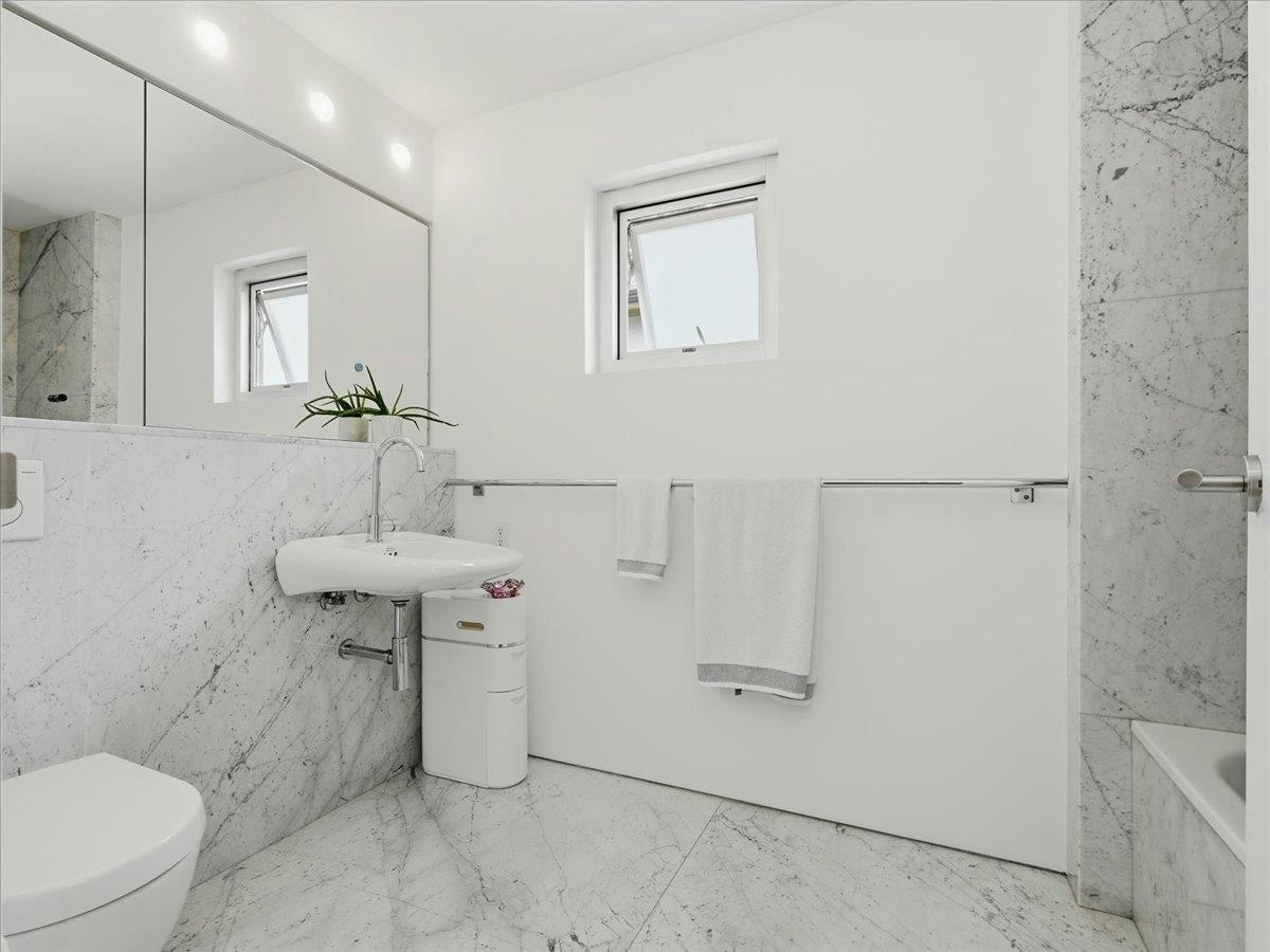 4056 W 36th Avenue, Vancouver, BC, V6N 2S9 - 29
