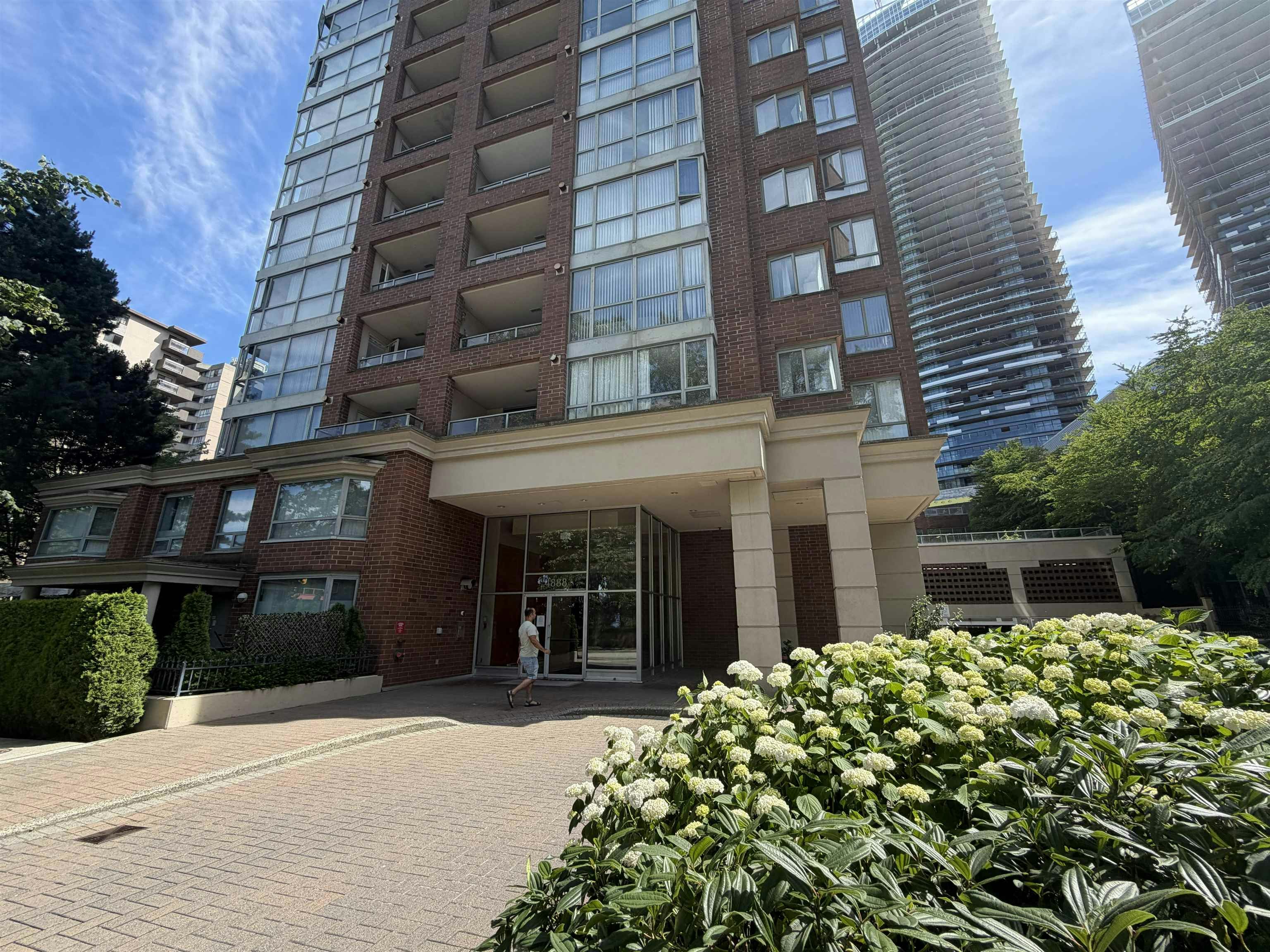 4888 Hazel Street, Burnaby, BC, V5H 4T4