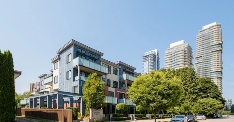 211-6533 Mckay Avenue, Burnaby, BC, V5H 2V5