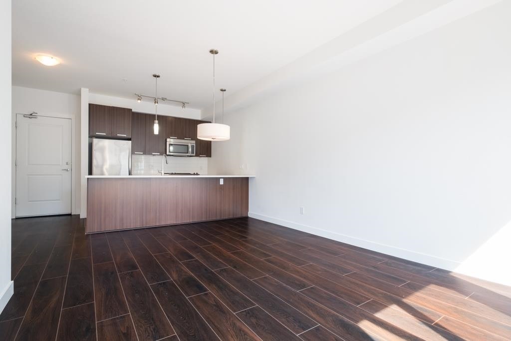 211-6533 Mckay Avenue, Burnaby, BC, V5H 2V5 - 8