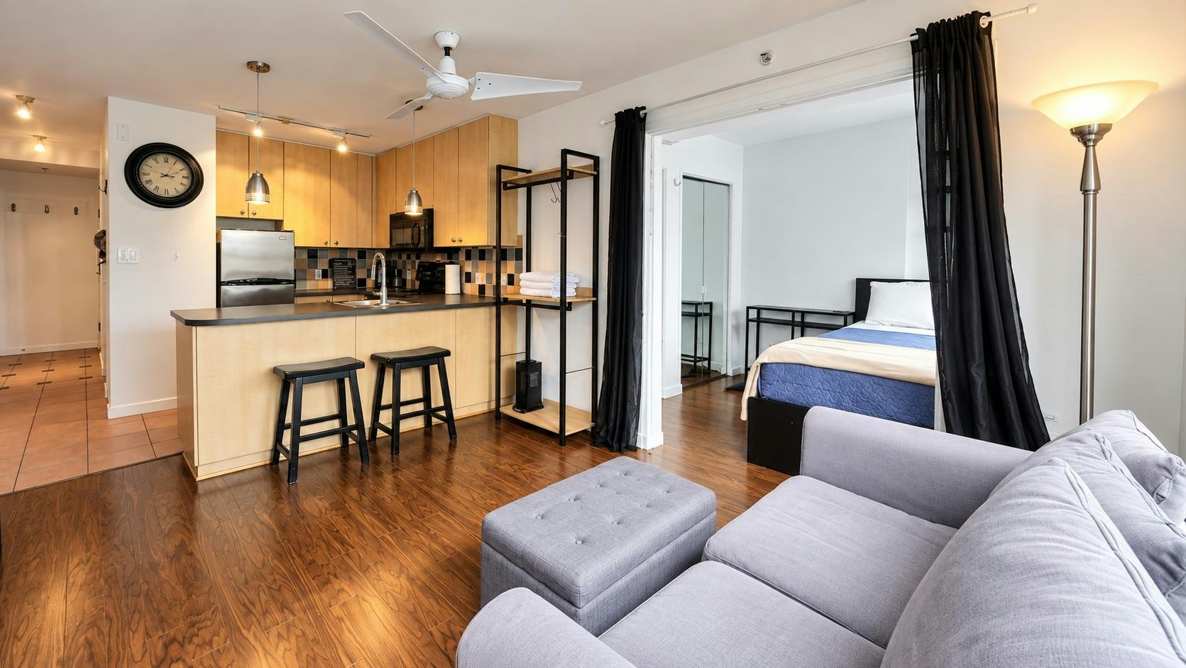 1205-819 Hamilton Street, Vancouver, BC, V6B 6M2 - 3