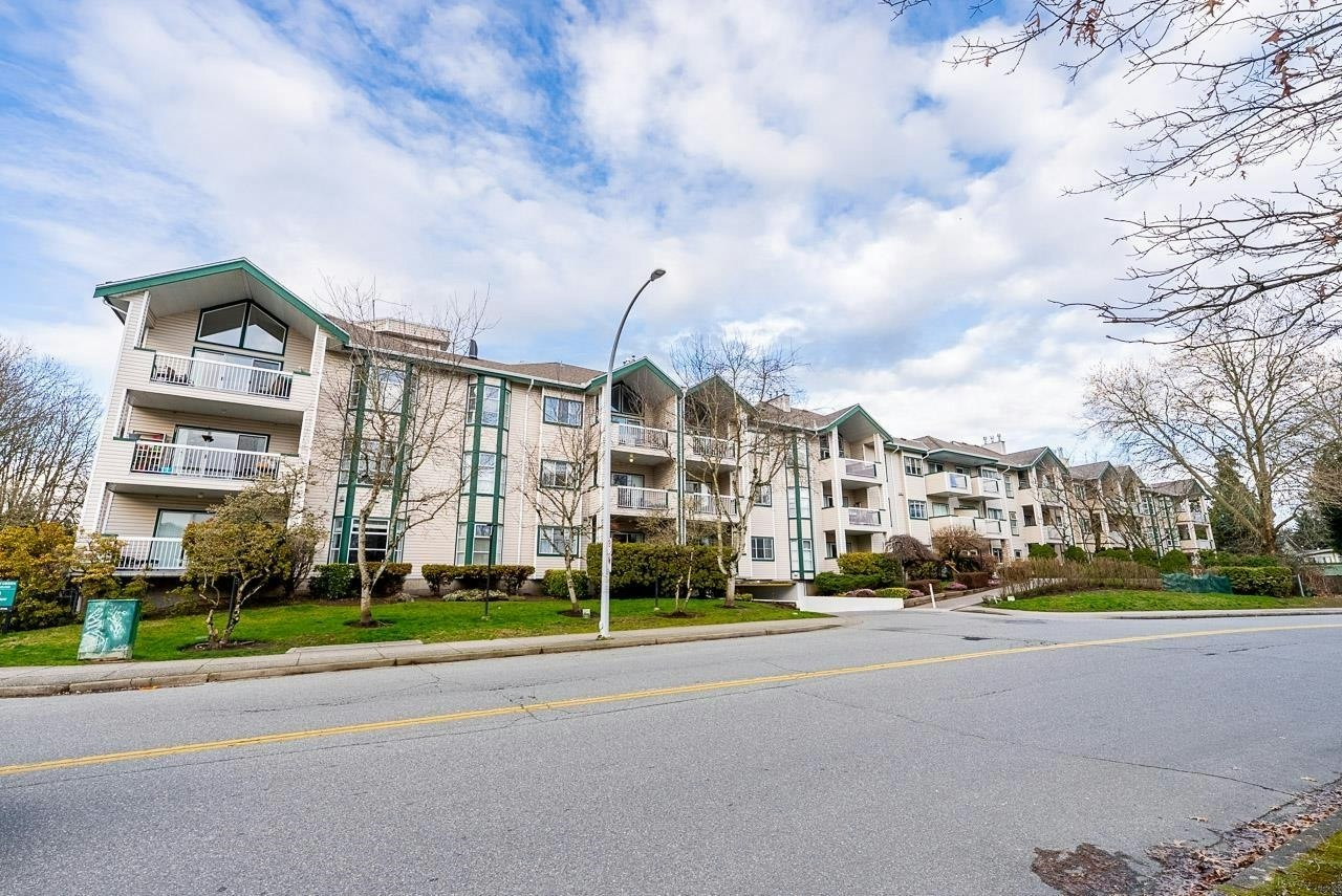 302-13911 70 Avenue, Surrey, BC, V3W 6B4