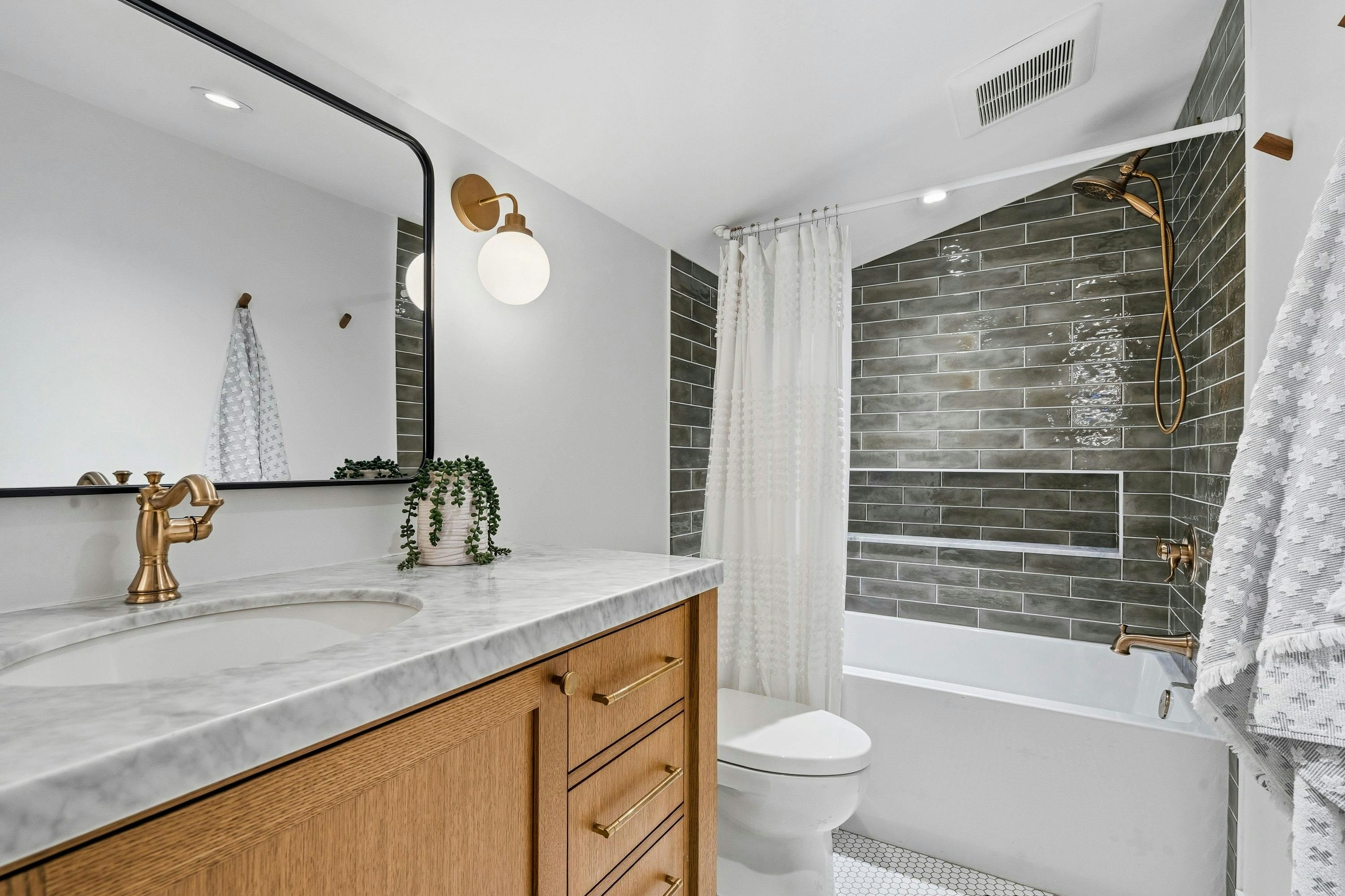 1335 Ridgewood Drive, North Vancouver, BC, V7R 1J4 - 25