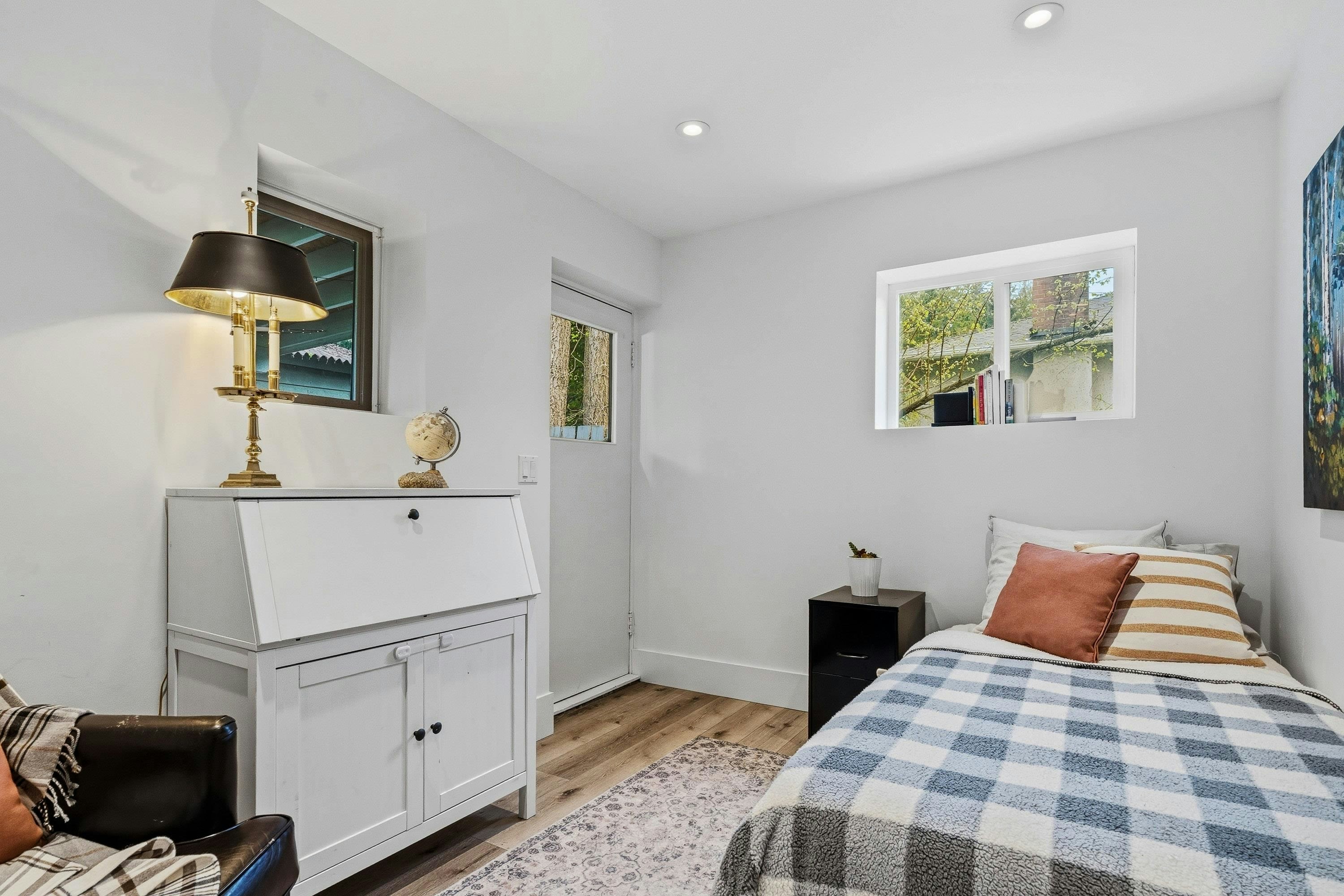 1335 Ridgewood Drive, North Vancouver, BC, V7R 1J4 - 31