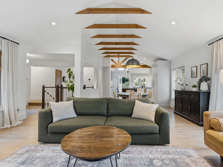 1335 Ridgewood Drive, North Vancouver, BC, V7R 1J4 - 9