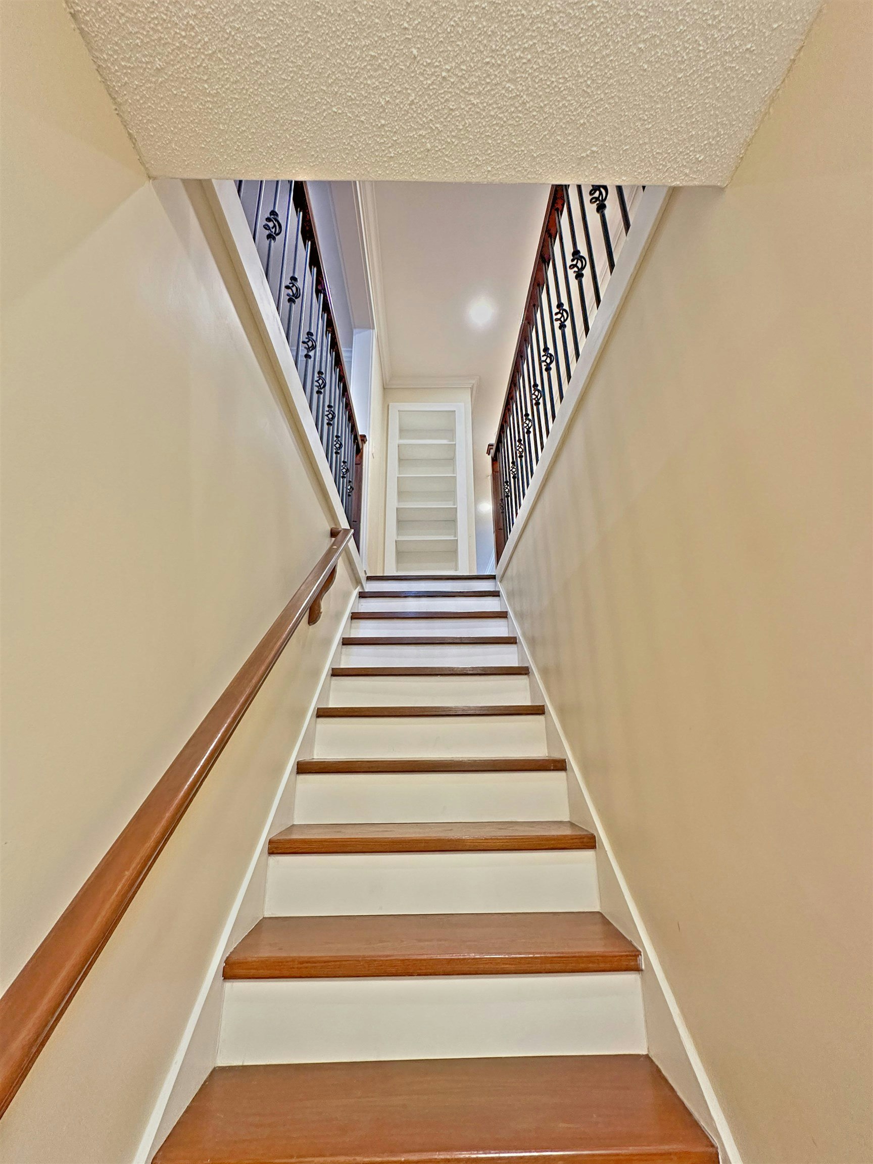 57 Glenmore Drive, West Vancouver, BC, V7S 1A5 - 18