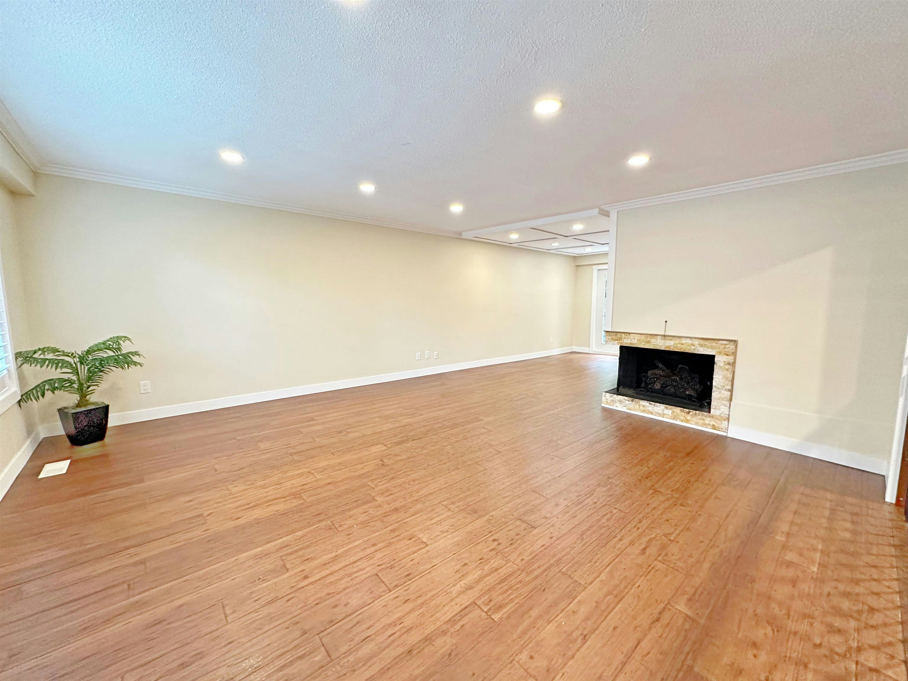 57 Glenmore Drive, West Vancouver, BC, V7S 1A5 - 4