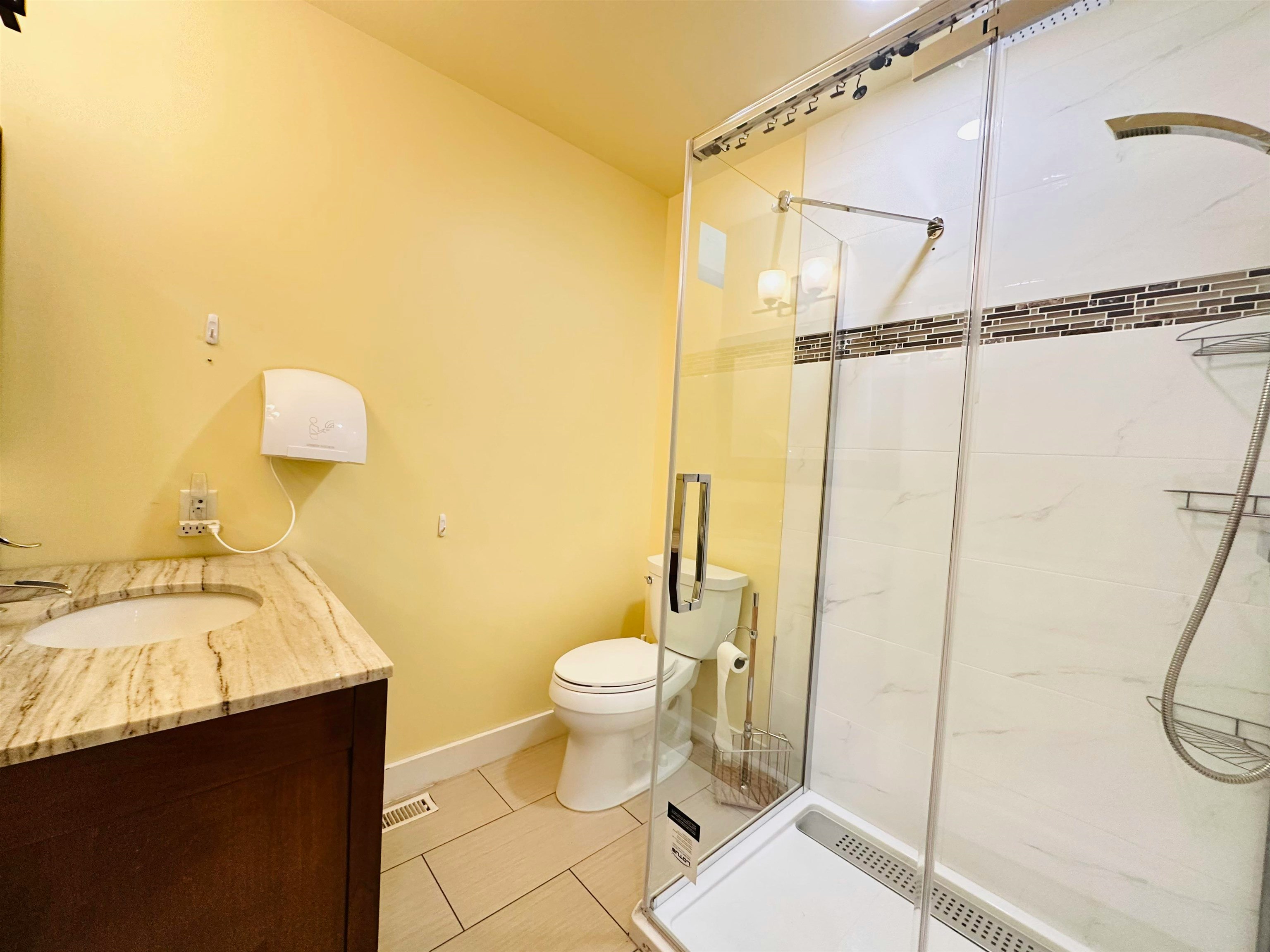 57 Glenmore Drive, West Vancouver, BC, V7S 1A5 - 15